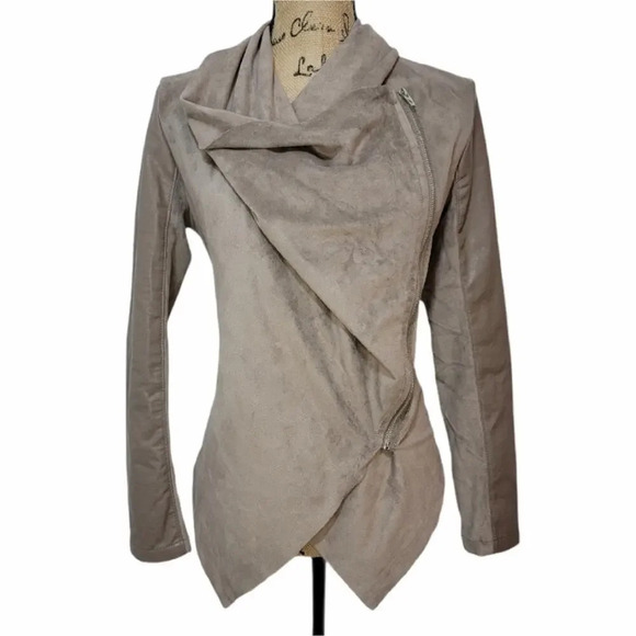 BLANK NYC Women's Drape Front Faux Suede Motorcycle Jacket Size XS Taupe - Picture 1 of 16